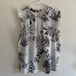 Sleeveless blouse
